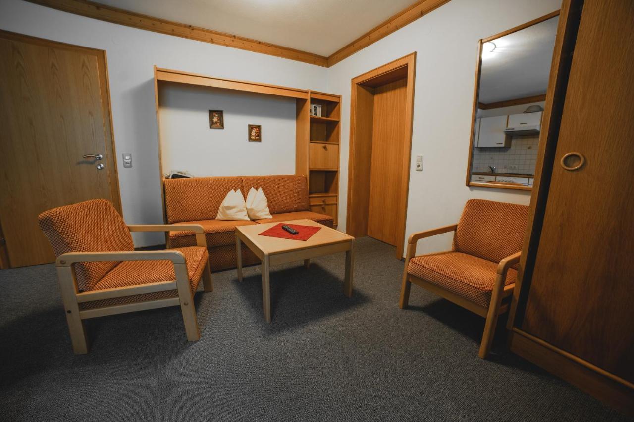 Hotel Landhaus Neumayr Гросарл Екстериор снимка