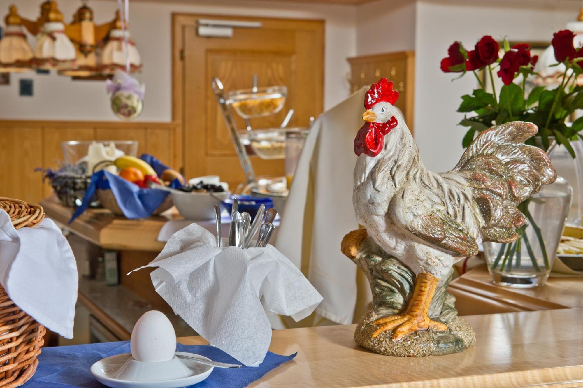 Hotel Landhaus Neumayr Гросарл Екстериор снимка