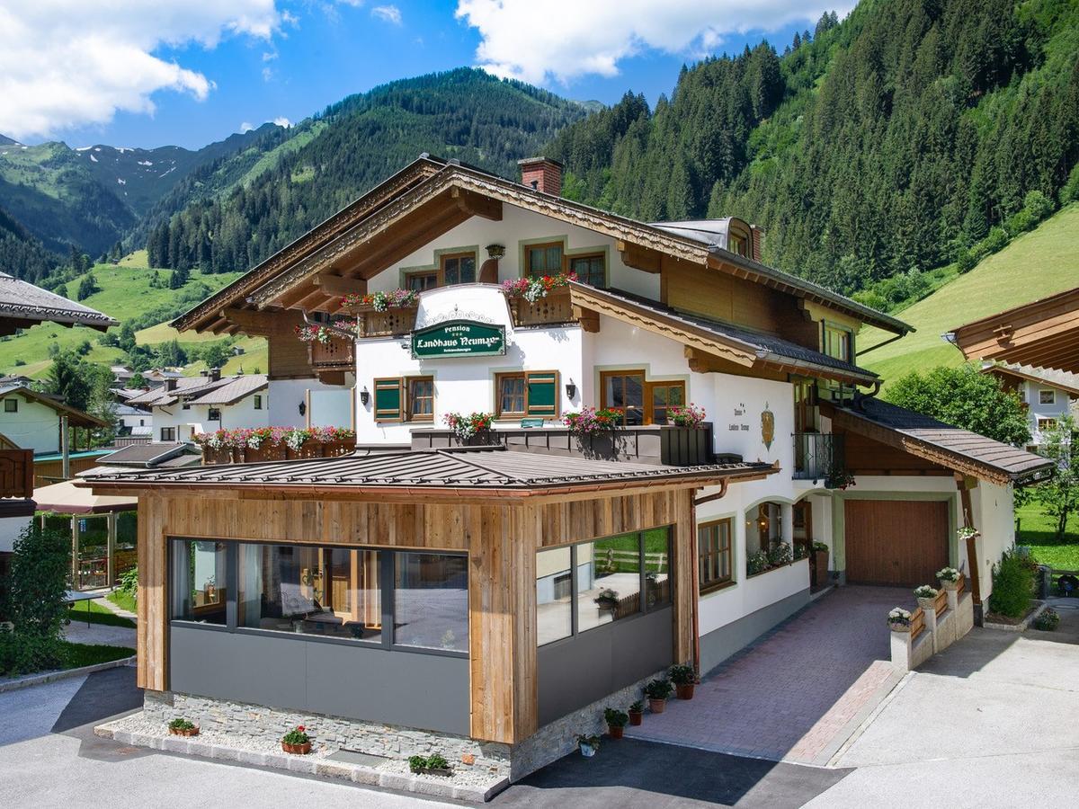 Hotel Landhaus Neumayr Гросарл Екстериор снимка